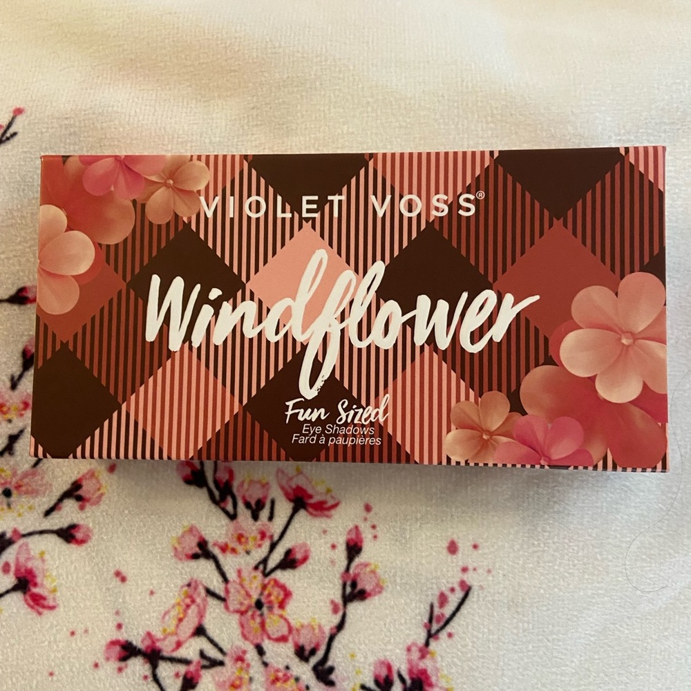 Violet Voss Wildflower Fun Size Palette